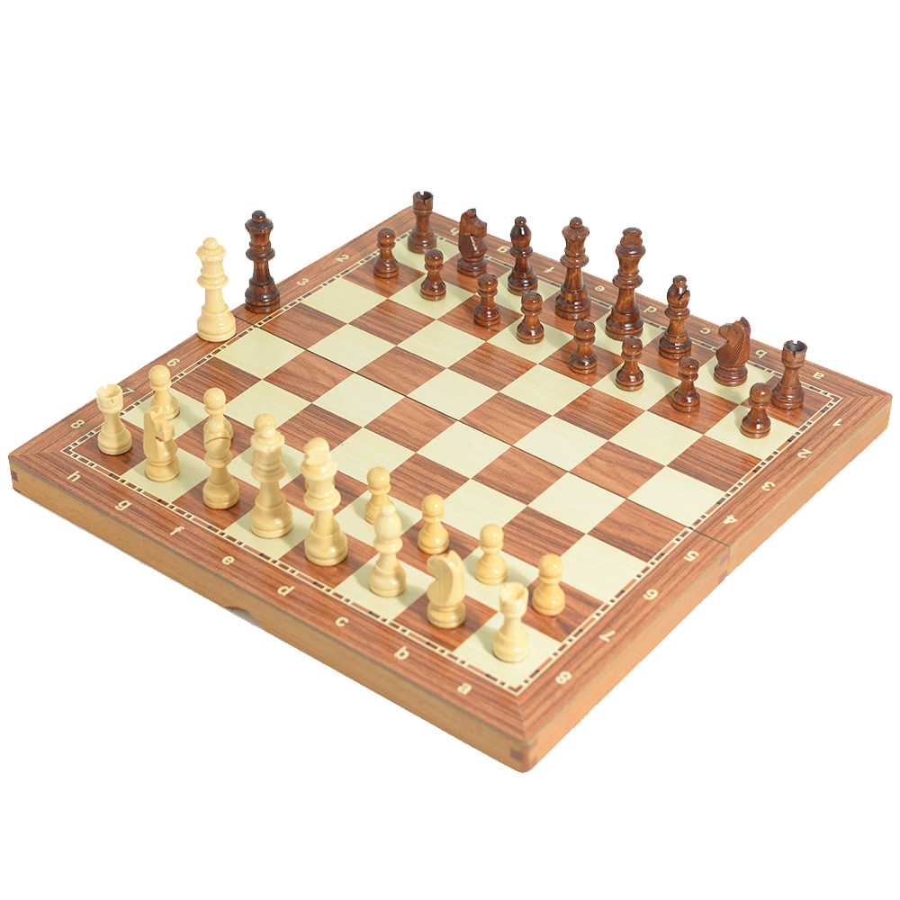 مجموعة شطرنج خشبية مغناطيسية ق - مراجعة Board Game Quacks وسعره